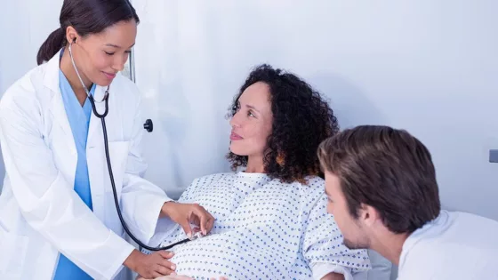 Seguros de gastos médicos por maternidad ¿Qué aplica?